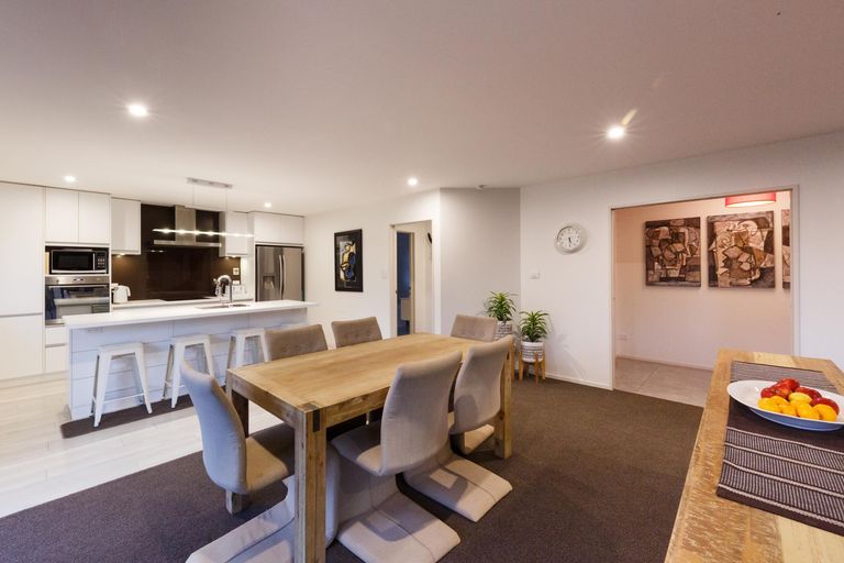 Photo of property in 23 Raglan Avenue, Cloverlea, Palmerston North, 4412