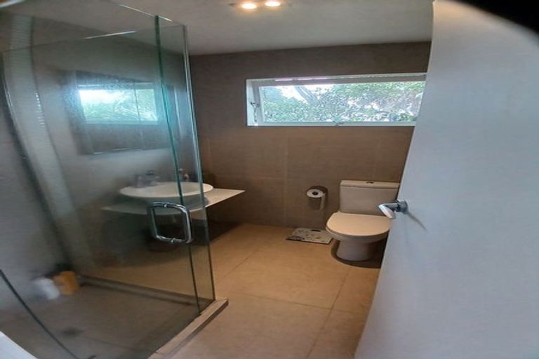 Photo of property in 819 Beach Road, Browns Bay, Auckland, 0630