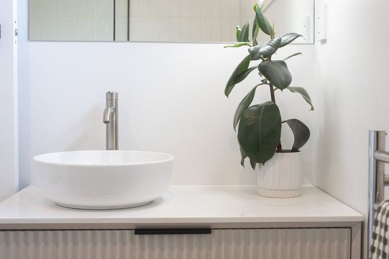 Photo of property in 18 Dover Street, St Albans, Christchurch, 8014