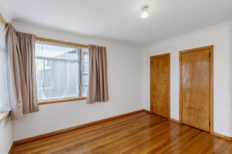 Photo of property in 36 Bowen Street, Levin, 5510