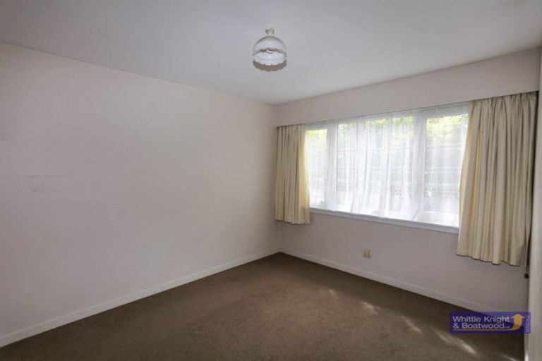 Photo of property in 17 Harrowdale Drive, Avonhead, Christchurch, 8042