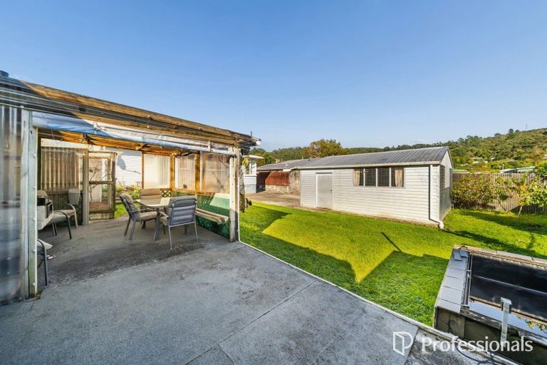 Photo of property in 8 Chittick Street, Stokes Valley, Lower Hutt, 5019
