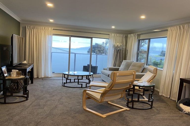 Photo of property in 1 Tahi Road, Paraparaumu Beach, Paraparaumu, 5032