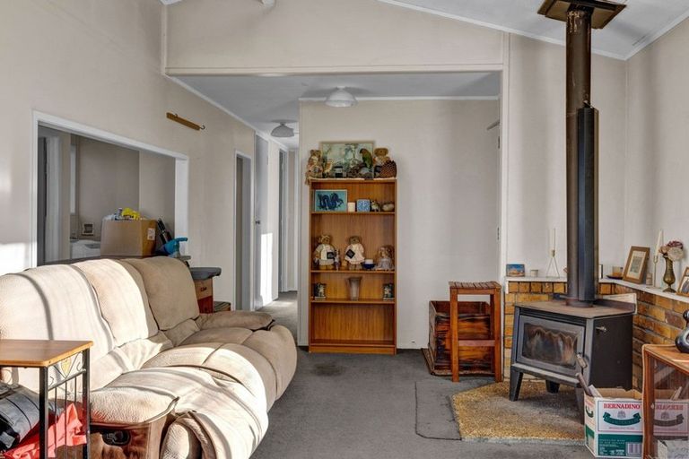 Photo of property in 88 South Road, Manaia, 4612