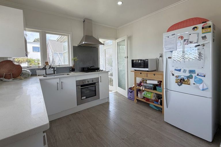 Photo of property in 1/41 Anzac Street, Takapuna, Auckland, 0622