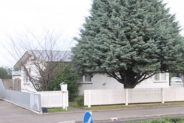 Photo of property in 1 Riverbend Road, Onekawa, Napier, 4110