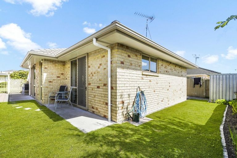 Photo of property in 12 Grevillea Place, Melville, Hamilton, 3206