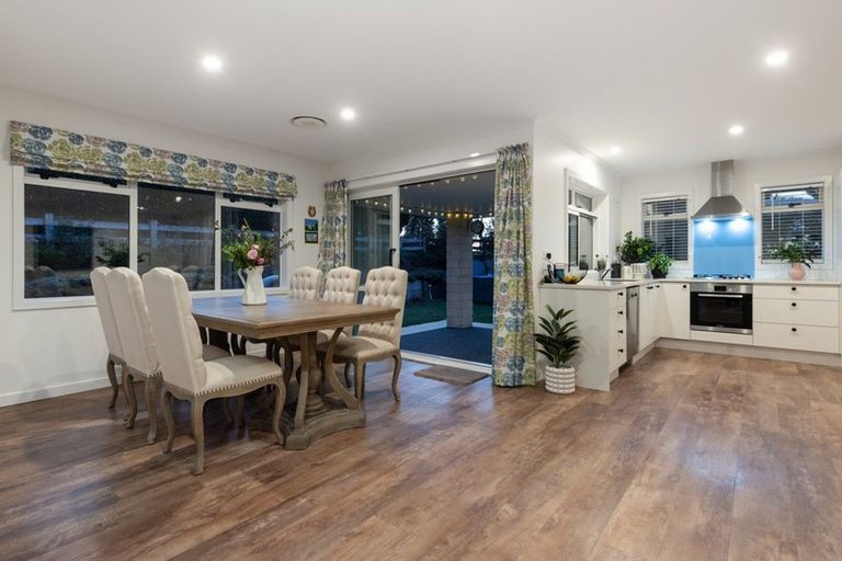 Photo of property in 1 Avocado Lane, Bethlehem, Tauranga, 3110