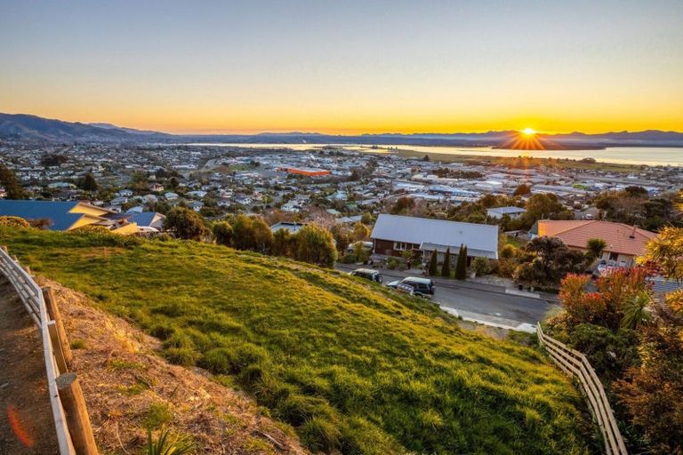 Photo of property in 4 Kamahi Way, Tahunanui, Nelson, 7011