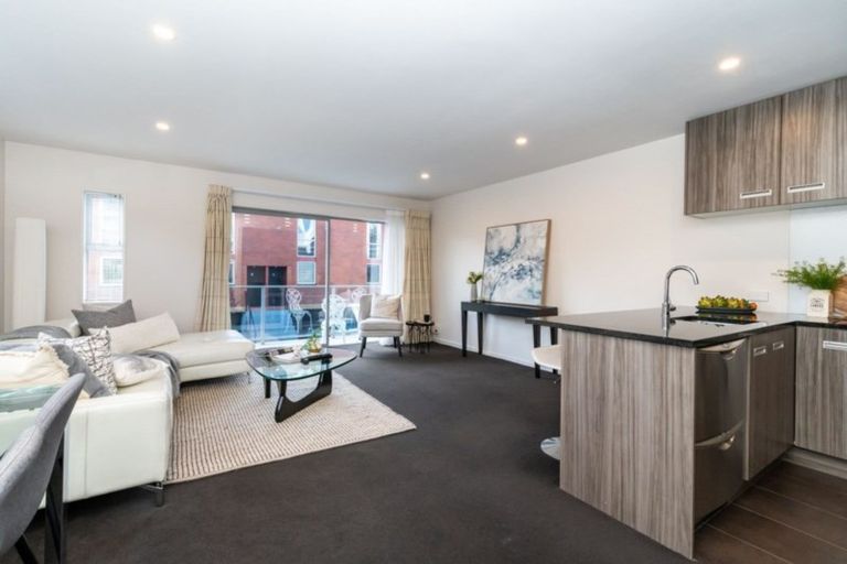 Photo of property in 1/30 Armagh Street, Christchurch Central, Christchurch, 8013