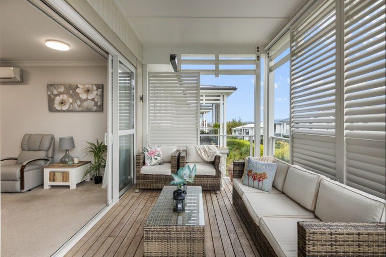 Photo of property in 48 Rewa Rewa Lane, Orewa, 0931