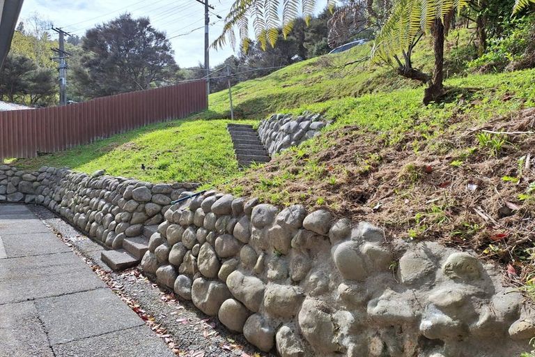 Photo of property in 10 John Street, Stokes Valley, Lower Hutt, 5019