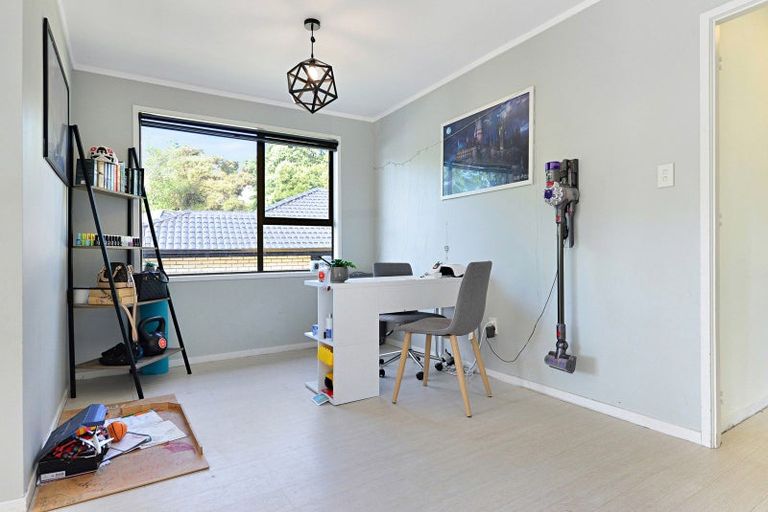 Photo of property in 11 Matipo Crescent, Pukete, Hamilton, 3200