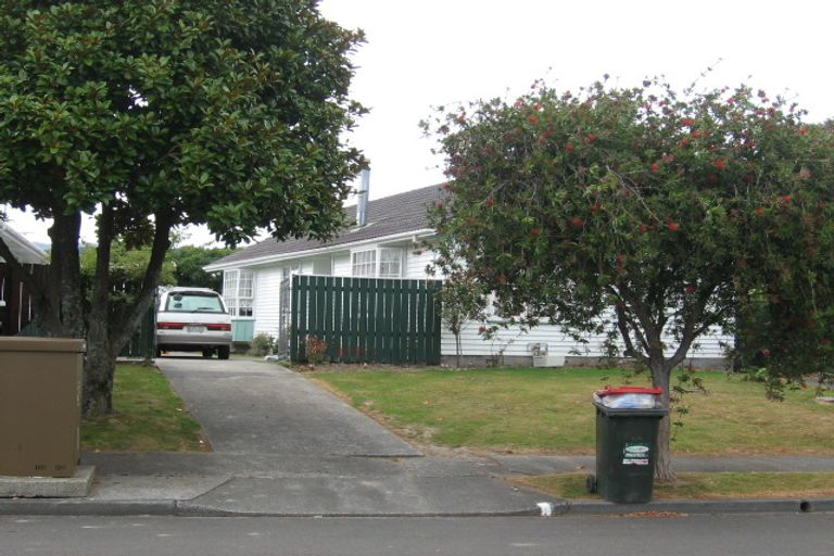 Photo of property in 54 Brightwater Crescent, Totara Park, Upper Hutt, 5018