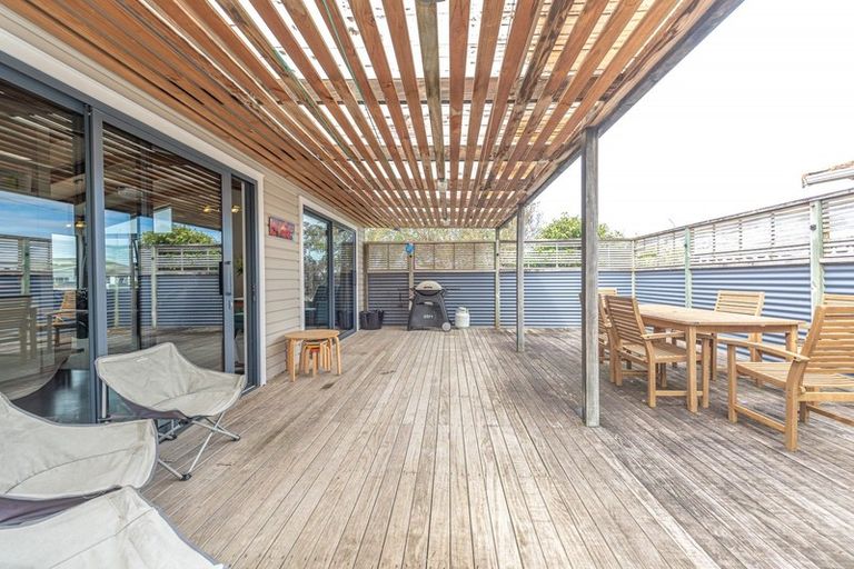 Photo of property in 90 Fitzherbert Avenue, Tawhero, Whanganui, 4501