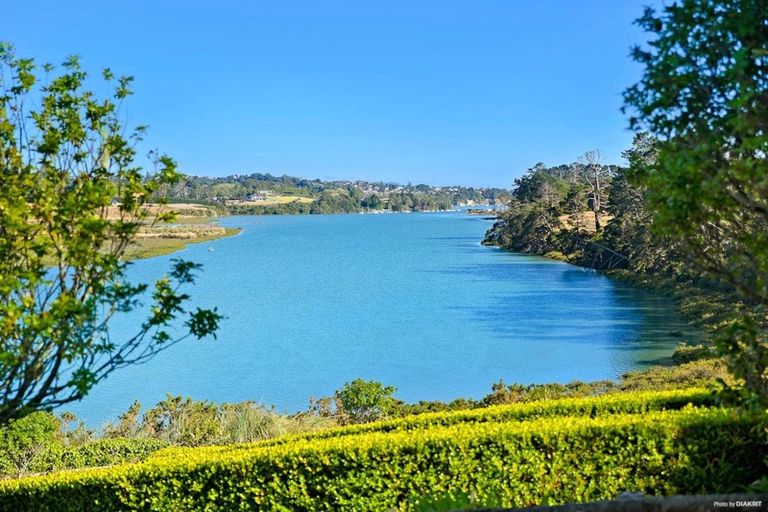 Photo of property in 56 Potts Road, Whitford, Howick, 2571