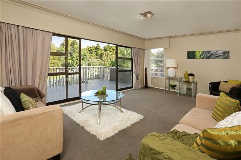 Photo of property in 71 Glendene Avenue, Glendene, Auckland, 0602