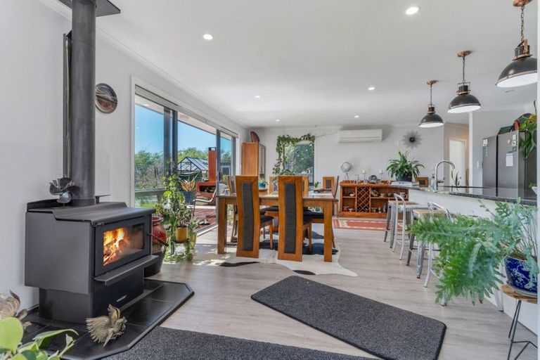 Photo of property in 9d Moreton Road, Carterton, 5713