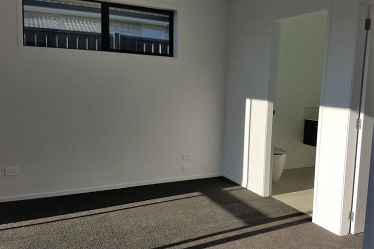 Photo of property in 18 Pioneer Crescent, Omokoroa, 3114