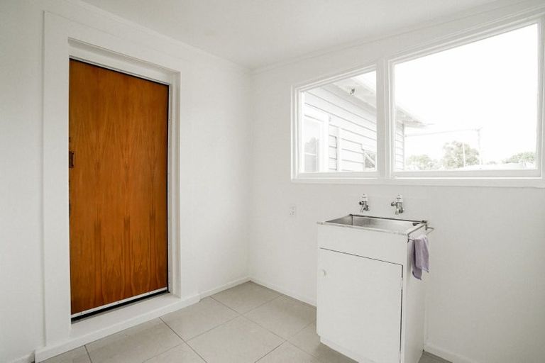 Photo of property in 1380a Glenbrook Road, Glenbrook, Waiuku, 2681