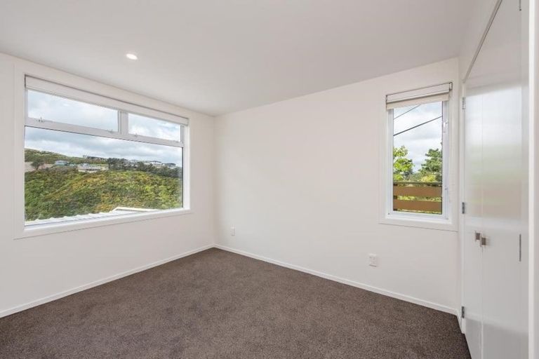 Photo of property in 2/25 Kitchener Terrace, Johnsonville, Wellington, 6037