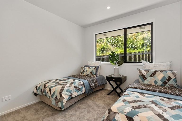 Photo of property in 12 Bosun Place, Te Atatu Peninsula, Auckland, 0610