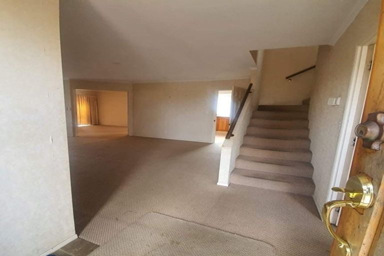 Photo of property in 1/1 Britannia Place, Half Moon Bay, Auckland, 2012