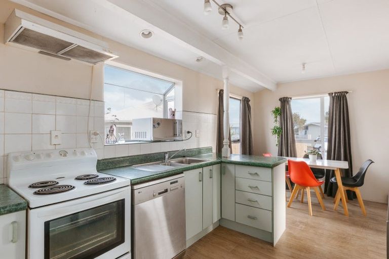 Photo of property in 30a Eversham Road, Mount Maunganui, 3116