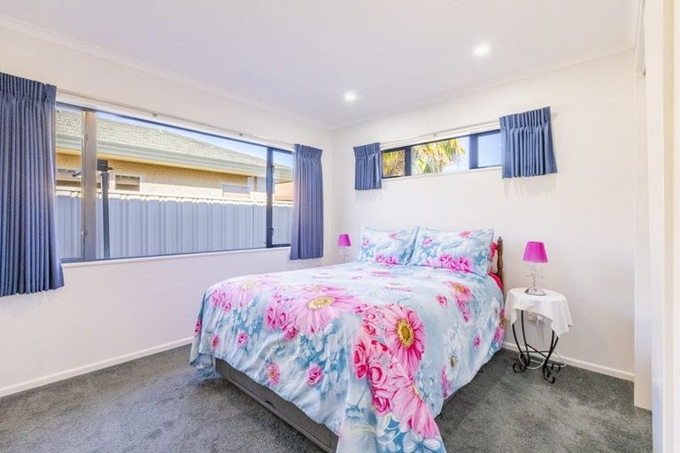 Photo of property in 8 Park Lane, Greenmeadows, Napier, 4112