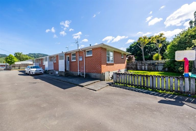 Photo of property in 264b Fergusson Drive, Heretaunga, Upper Hutt, 5018