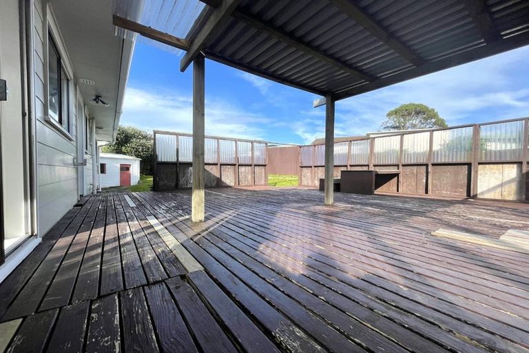 Photo of property in 14 Kereru Place, Half Moon Bay, Auckland, 2012