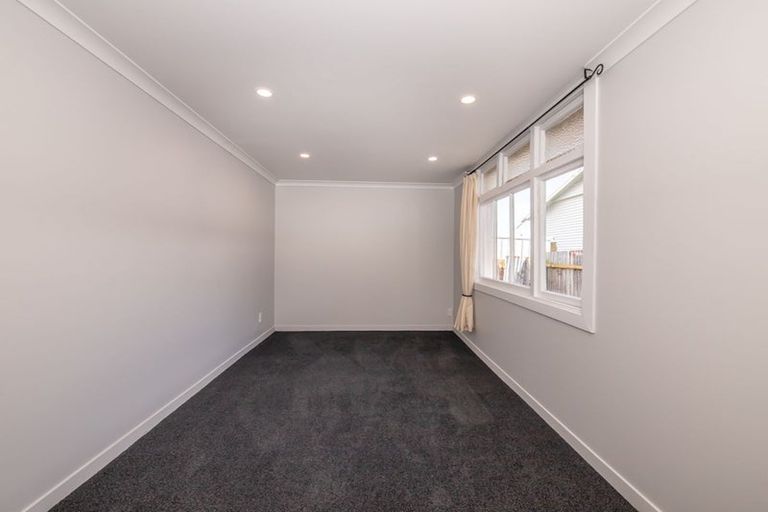 Photo of property in 96 Romilly Street, Westport, 7825