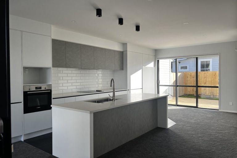 Photo of property in 7 Hanga Place, Papatoetoe, 2024