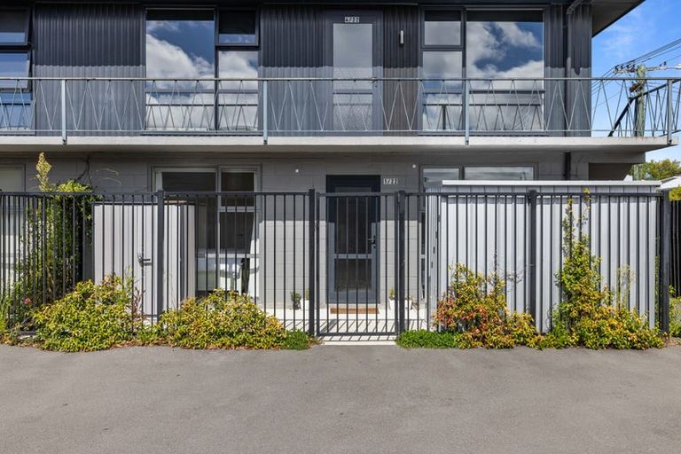 Photo of property in 1/22 Springfield Road, Saint Albans, Christchurch, 8014