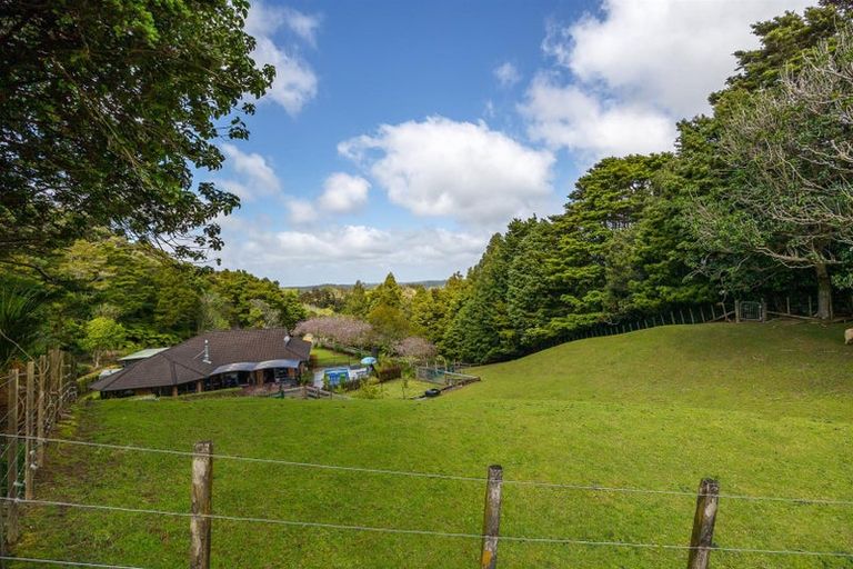 Photo of property in 81 Taylor Road, Waimauku, 0882