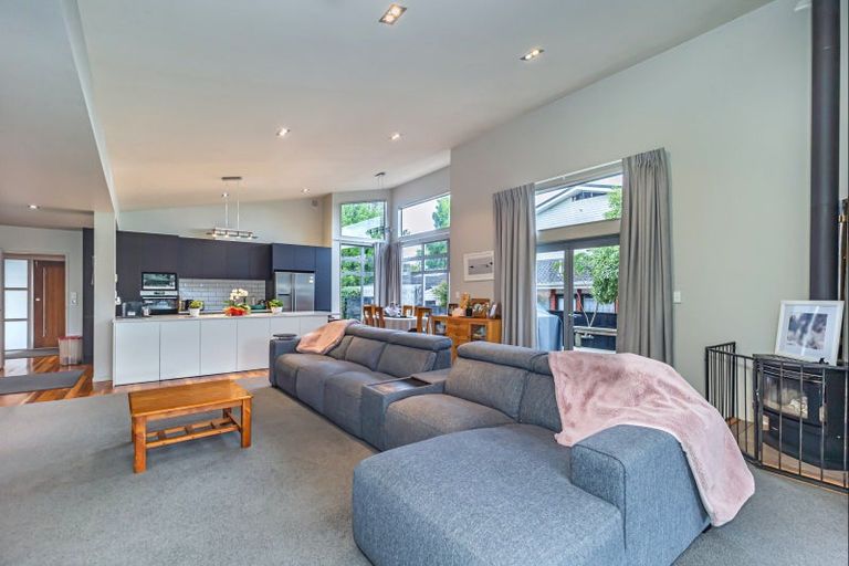 Photo of property in 9 Macarthur Street, Levin, 5510