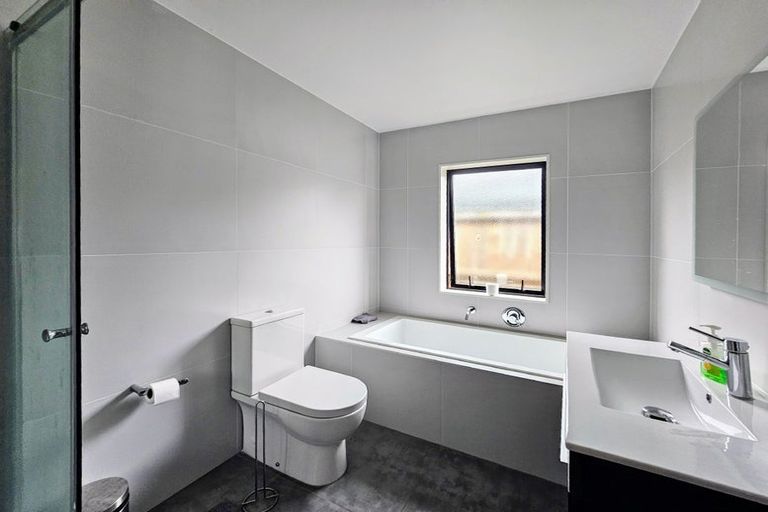 Photo of property in 19 Earlywood Road, Takanini, 2110