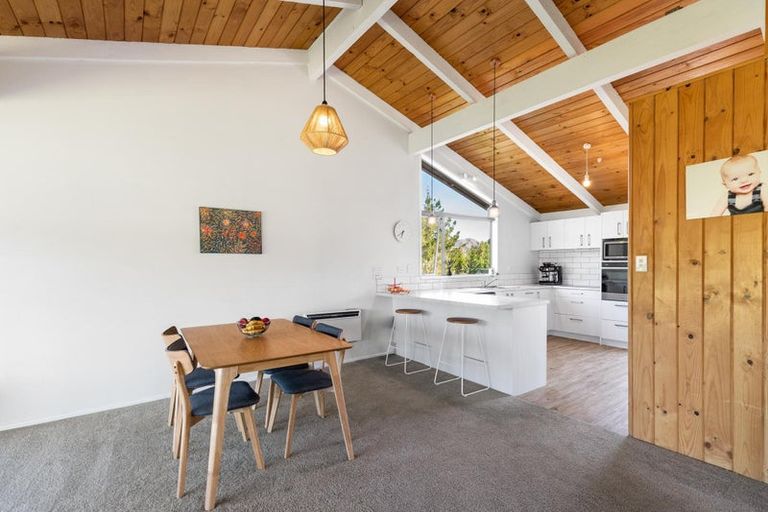 Photo of property in 17 Lichen Lane, Lake Hawea, Wanaka, 9382