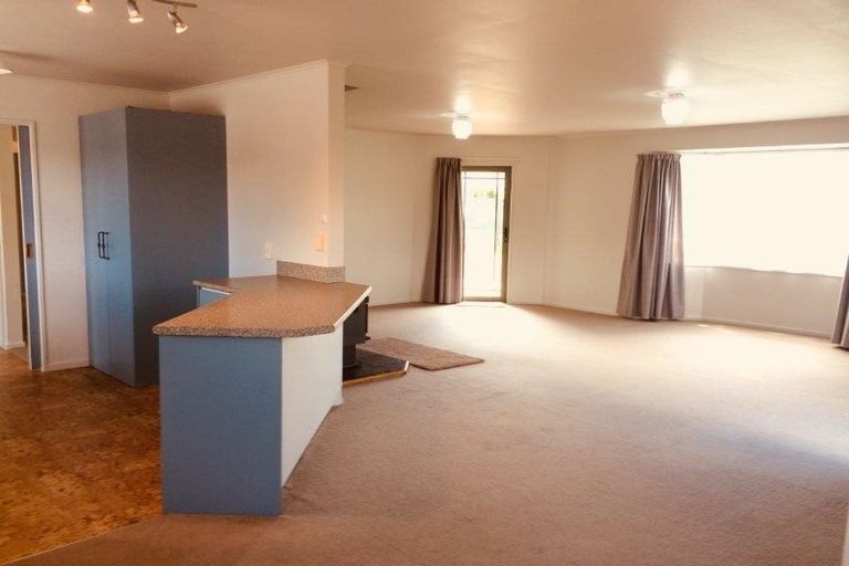 Photo of property in 15 Ragan Lane, Wanaka, 9305