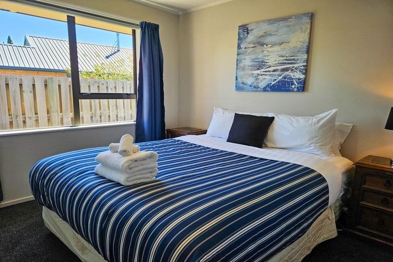 Photo of property in 1 Dwyer Place, Lake Tekapo, 7999