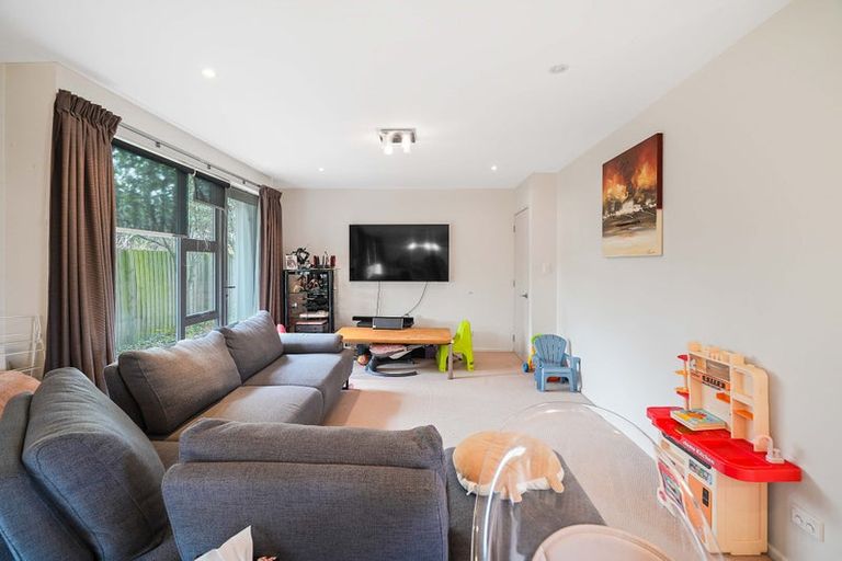 Photo of property in 24 Dinton Street, Russley, Christchurch, 8042