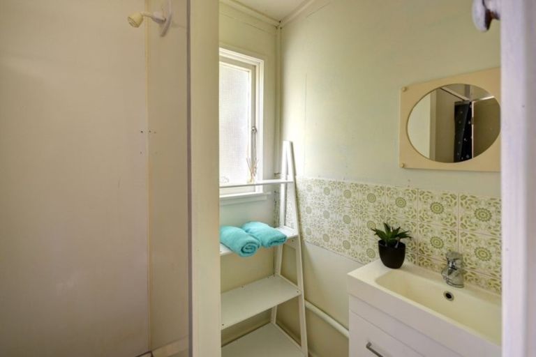 Photo of property in 163 Ravensbourne Road, Ravensbourne, Dunedin, 9022