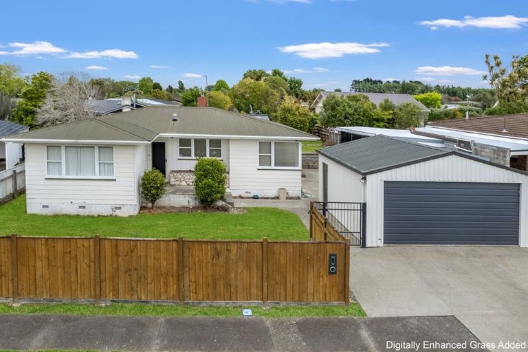 Photo of property in 3 Sutherland Crescent, Westbrook, Palmerston North, 4412