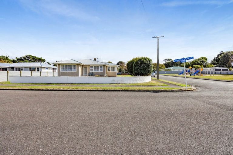 Photo of property in 20 Ramanui Avenue, Hawera, 4610