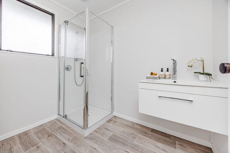 Photo of property in 1/55 Redcrest Avenue, Red Hill, Papakura, 2110