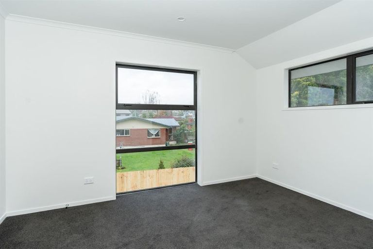 Photo of property in 2/39 Kowhai Street, Hamilton Lake, Hamilton, 3204