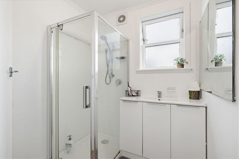 Photo of property in 10 Igloo Place, Red Hill, Papakura, 2110