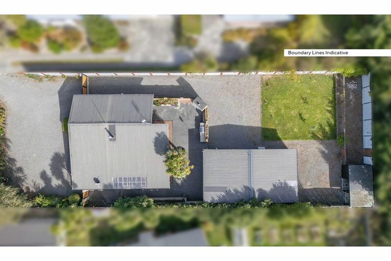 Photo of property in 33 Burnett Street, Oxford, 7430