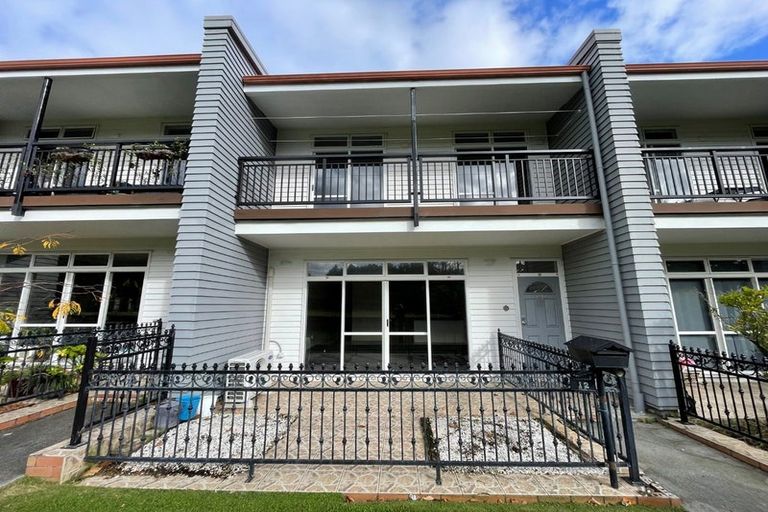 Photo of property in 12/44 Carlos Drive, Flat Bush, Auckland, 2016