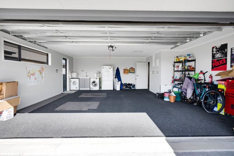 Photo of property in 9 Huetu Place, Bell Block, New Plymouth, 4312
